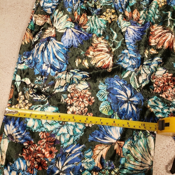 NWOT Zara Floral Print Velour Pants Size S - Picture 11 of 11